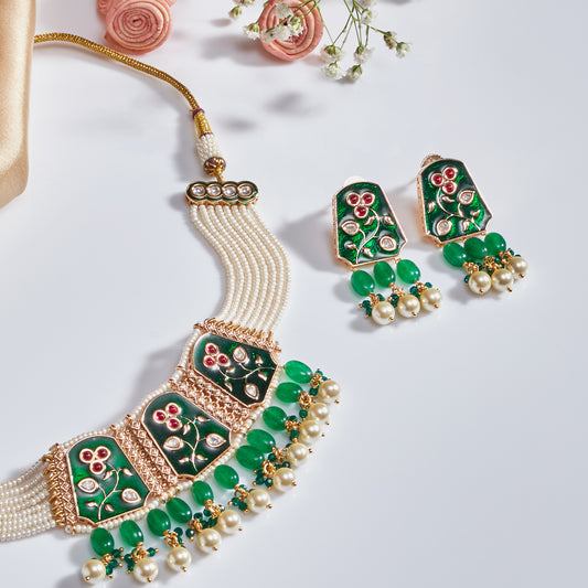 Choker With 3 Green Plate With Red Flowers